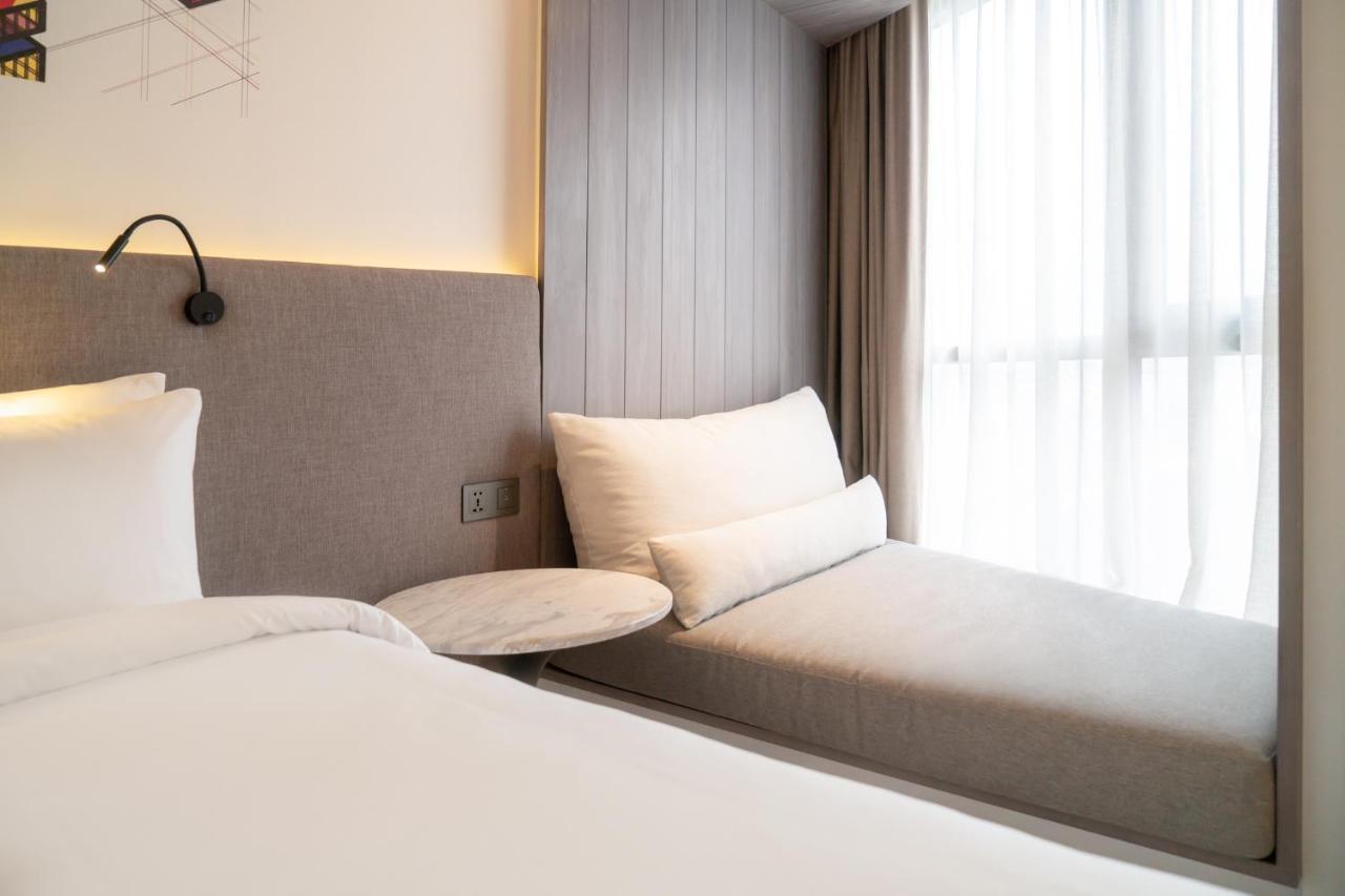 Triple Y Hotel Bangkok Zewnętrze zdjęcie